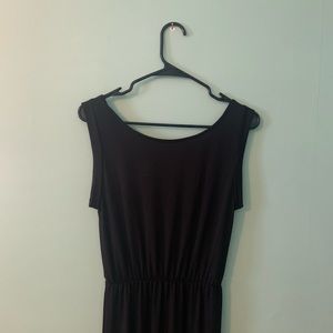 Stretchy long black dress